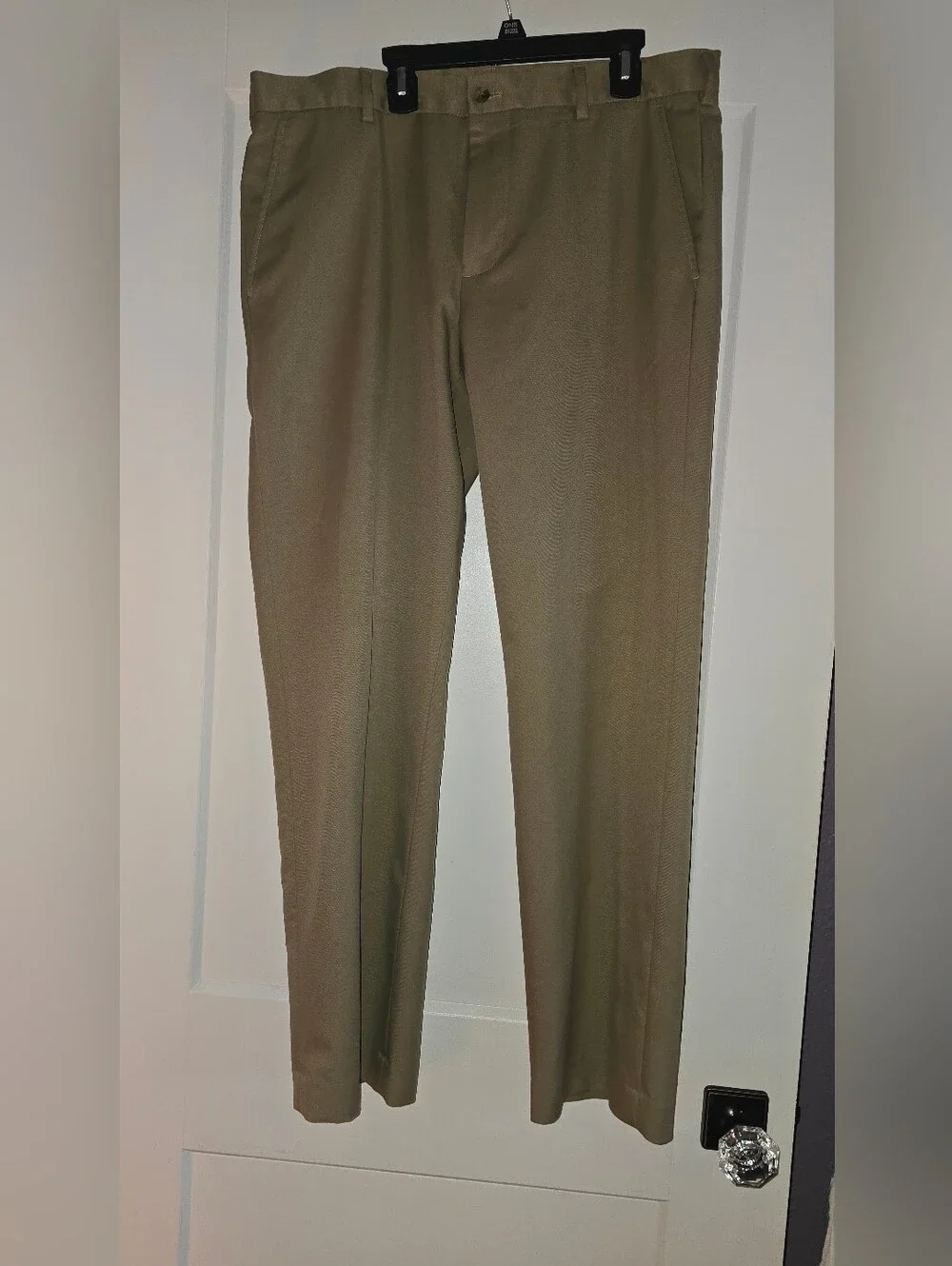 Classic Straight-Leg Dress Pants in Light Khaki
